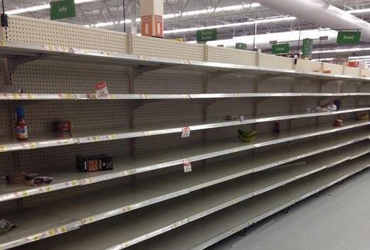 winterstormemptyshelves